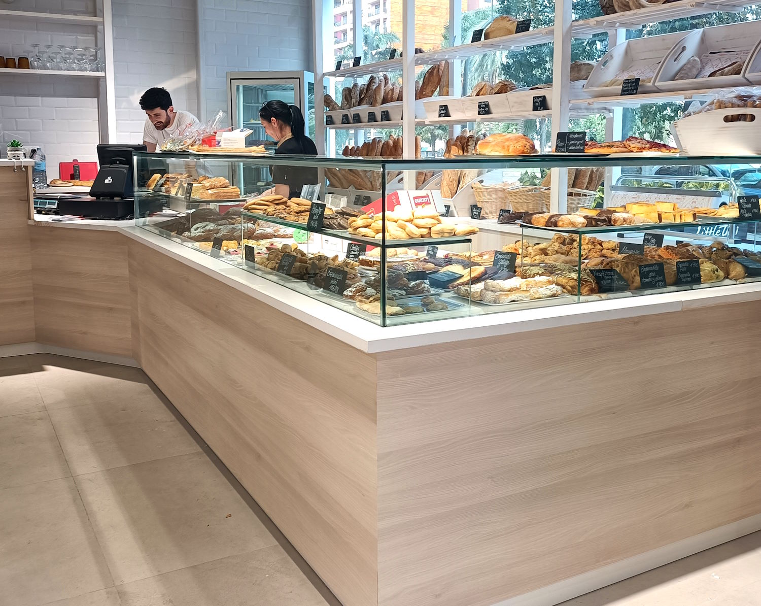 Reforma Panadería Pastelería LA TAHONA DEL ABUELO Av. Francia, Valencia. Septiembre-Octubre 2023